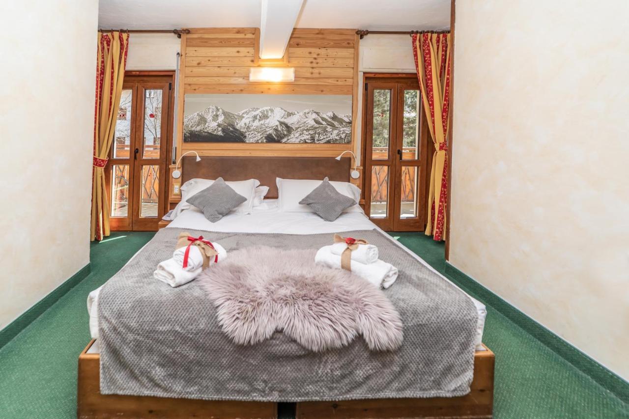 Hotel Gran Baita เซาเซดุลซ์ ภายนอก รูปภาพ